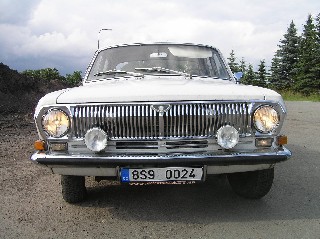 GAZ 24